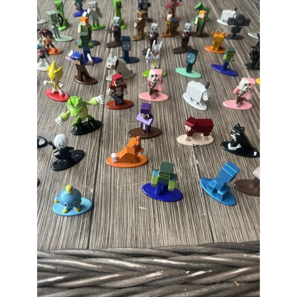 Lot of 80 Diecast Sonic / Minecraft Nano Figures Jada Toys Metal Figurines